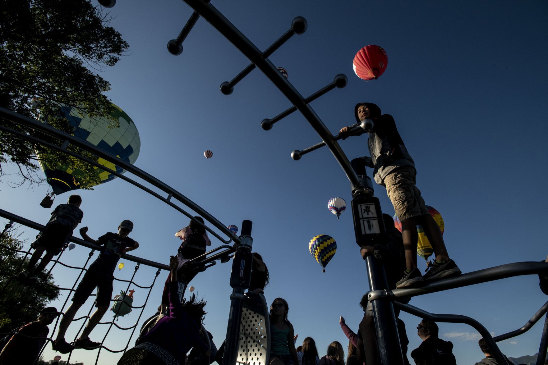 090219-news-liftoffballoons 10.jpg